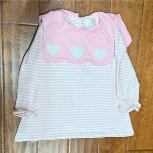 Size 6 Eliza James Kids long sleeve valentines top